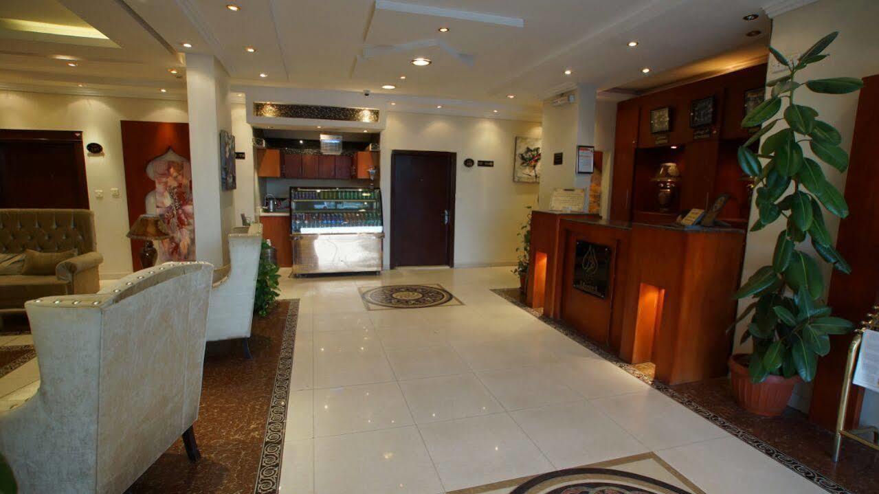 Al Muhaidb Al Diwan - Al Olaya Riyadh Luaran gambar