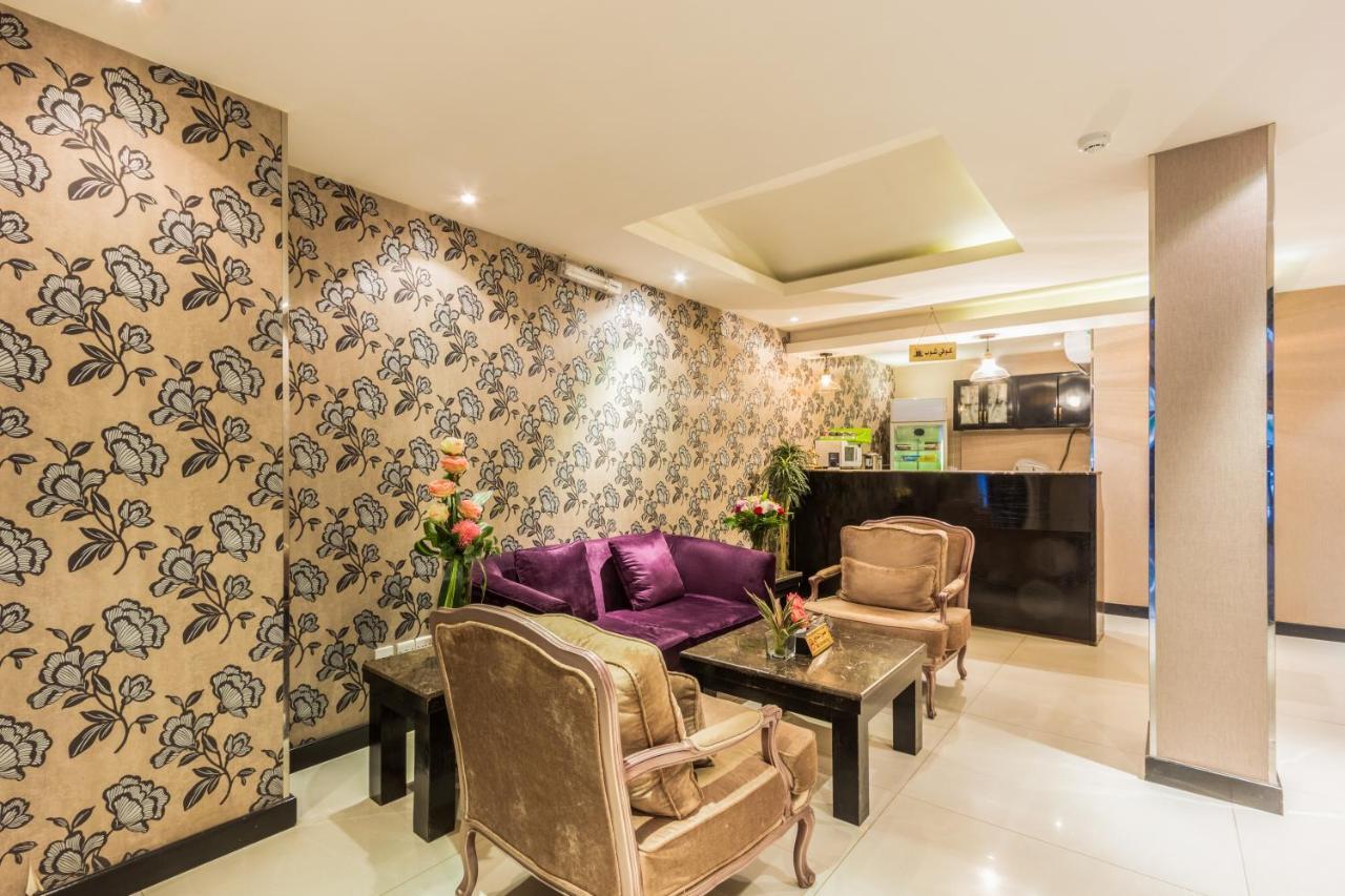 Al Muhaidb Al Diwan - Al Olaya Riyadh Luaran gambar