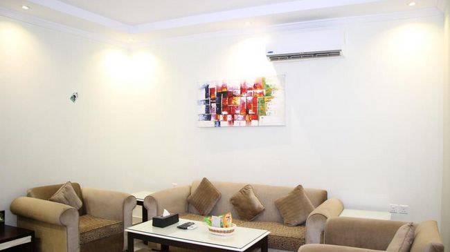 Al Muhaidb Al Diwan - Al Olaya Riyadh Bilik gambar